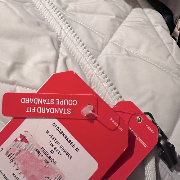 NWTS! Northface Women’s  Reversible Jester Jacket - Picture 4 of 5